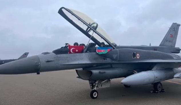  Türkiyənin F-16-ları Azərbaycanda - Video  