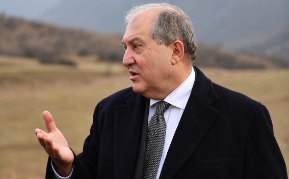  Ermənistan prezidenti istefa verdi  