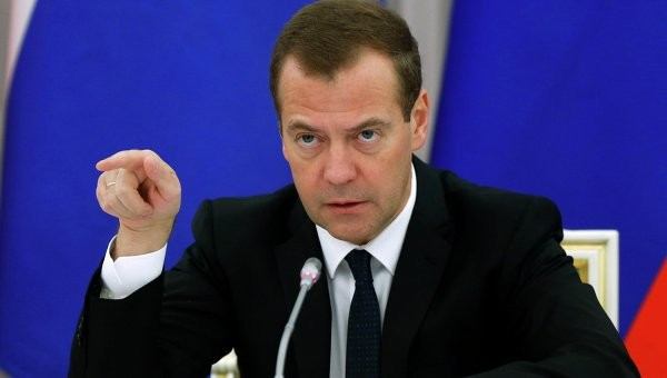 Medvedev: Ukraynaya qoşun yeridiləcəyi təqdirdə…  