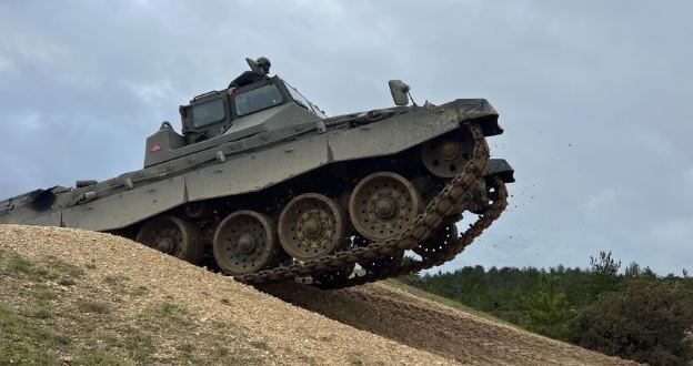  Danimarka Ukraynaya daha 45 tank verəcək  